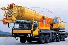 Tire cranes equipment