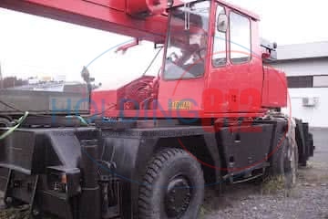 Self-propelled truck crane Lokomo MS 333 N