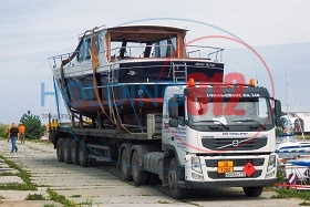 Cargo transportation for the shipbuilding industry